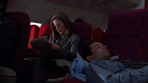 X-Files - Intégrale Blu-ray (S01E01 : Pilot / Nous ne sommes pas seuls)