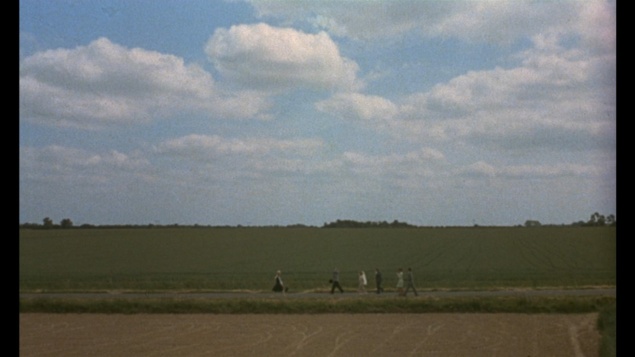 Le Charme discret de la bourgeoisie (1972) de Luis Buñuel - Édition Criterion 2021 - Capture Blu-ray